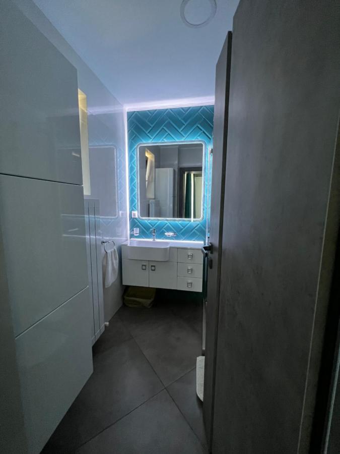 דירות Myosotis Mamaia Studio By The Lake מראה חיצוני תמונה